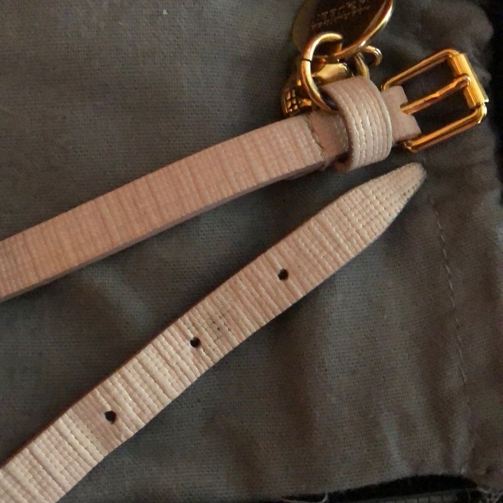 Alexander McQueen bracelet ⭐️1HR price drop⭐️ - Picture 6 of 8